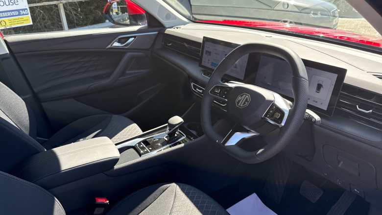 MG HS 1.5 T-GDI PHEV SE 5dr Auto Hatchback